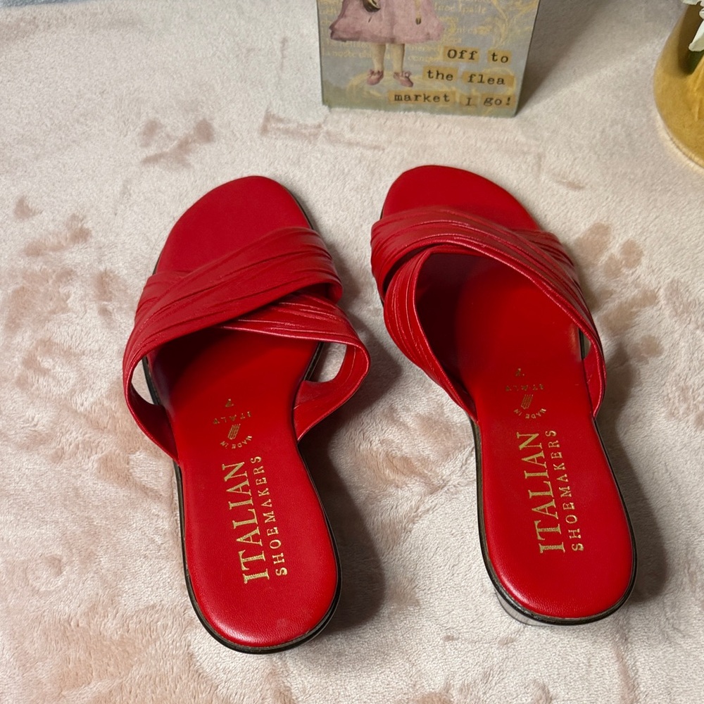 Italian Shoemakers Bold Red Sandals. Made in Italy - Picture 4 of 4
